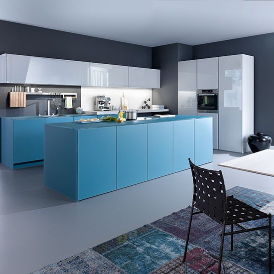 Kitchen: white and blue