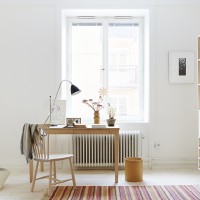 10 Home offices minimalistas para inspirar