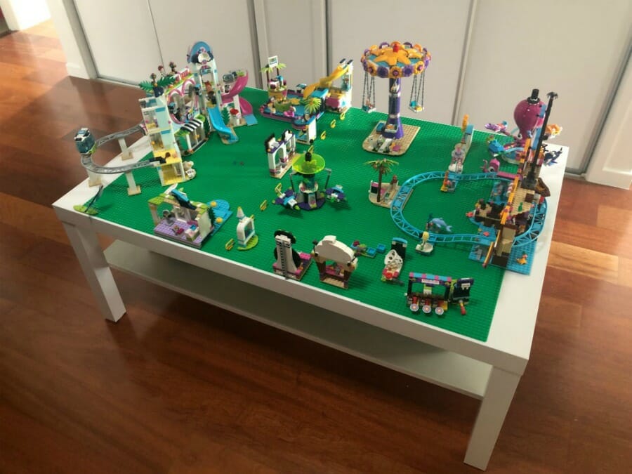 Lego building 2024 table ideas