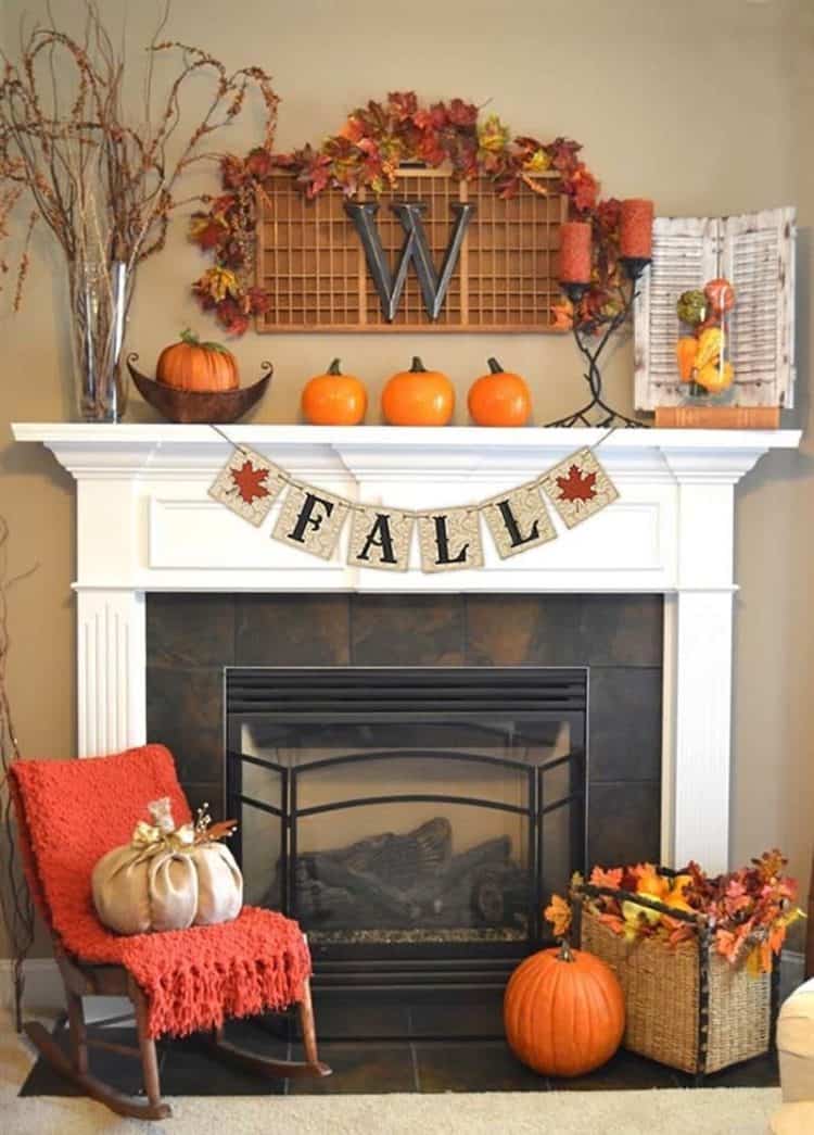 Fall, Banner