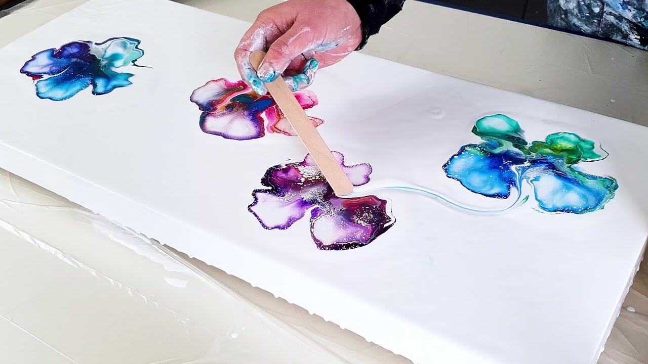 Flower Pour Painting Method