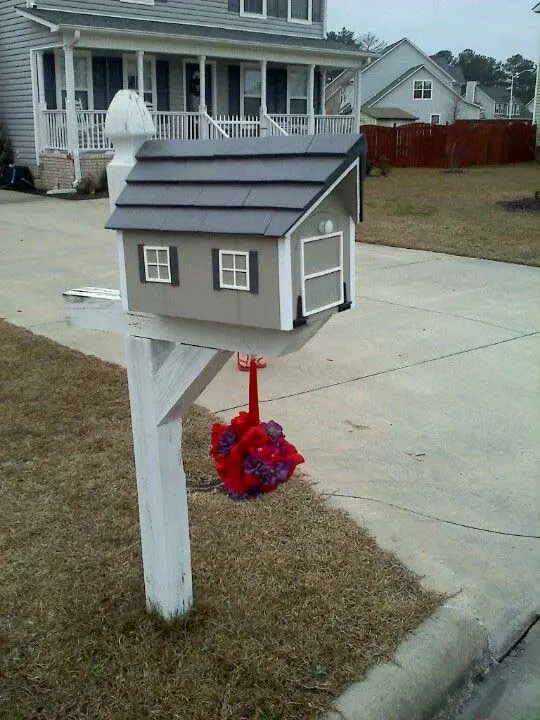 Mini Home-Model Mailbox .jpg