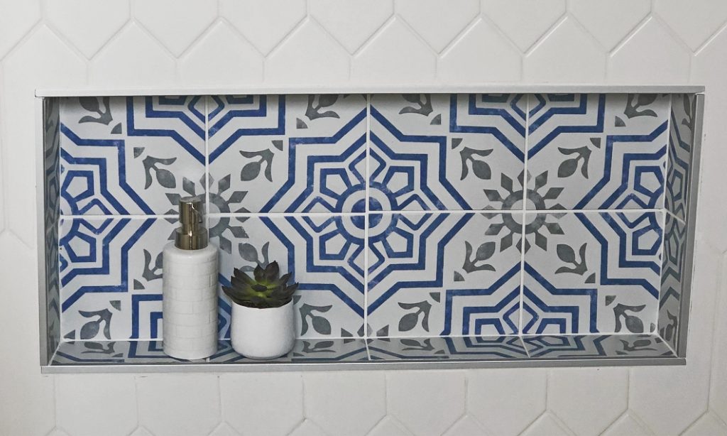 Patterned Tile Shower Niche