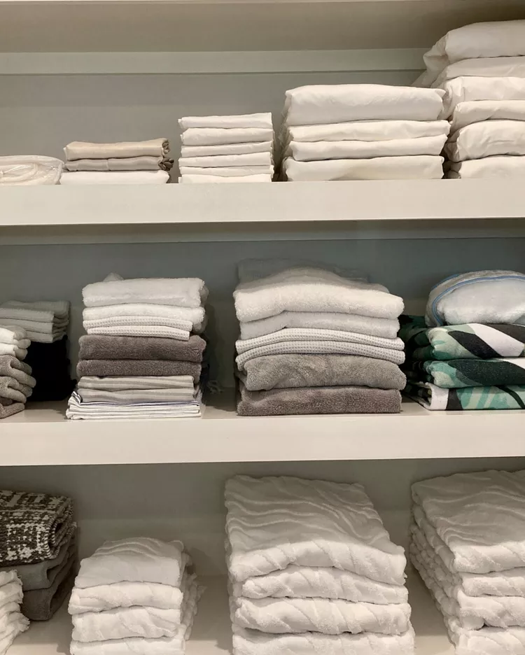 Sort the Similar Linens