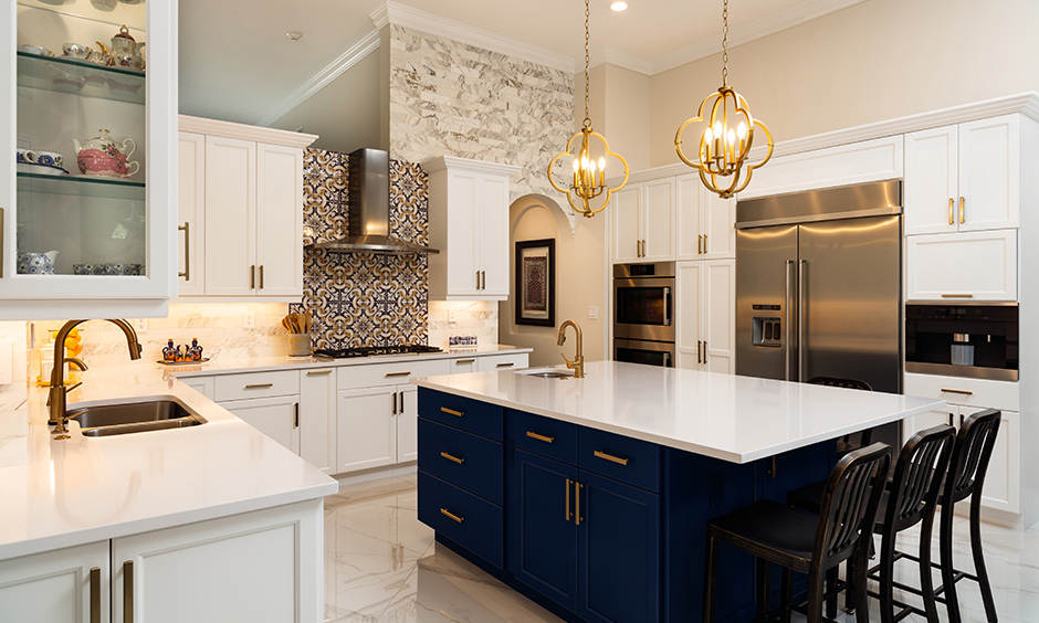 White Kitchen Island