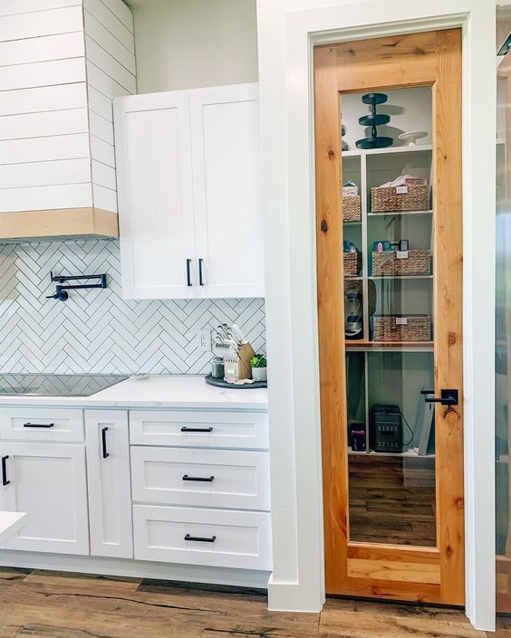 Wooden Frame Pantry Doors with Clear Glass